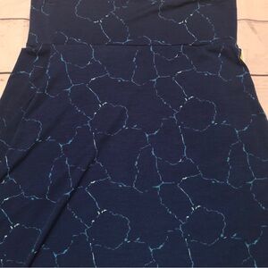 NWT- LuLaRoe azure skirt-size 2XL
